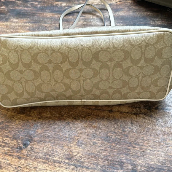 Coach Signature Drawstring Carryall Shoulder Bag F57842 TOTE BAG AUTHENTIC 100% - Picture 9 of 15